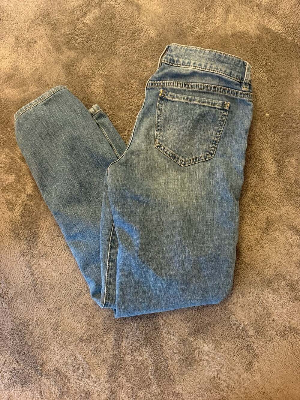 Brooks Brothers Red Fleece Jeans Size 0 Light Wash Denim Slim Fit